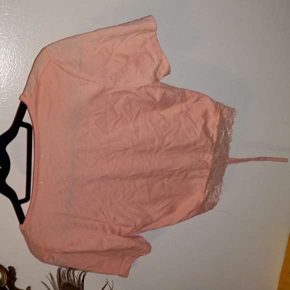 Pale pink crop top - Picture 2 of 3